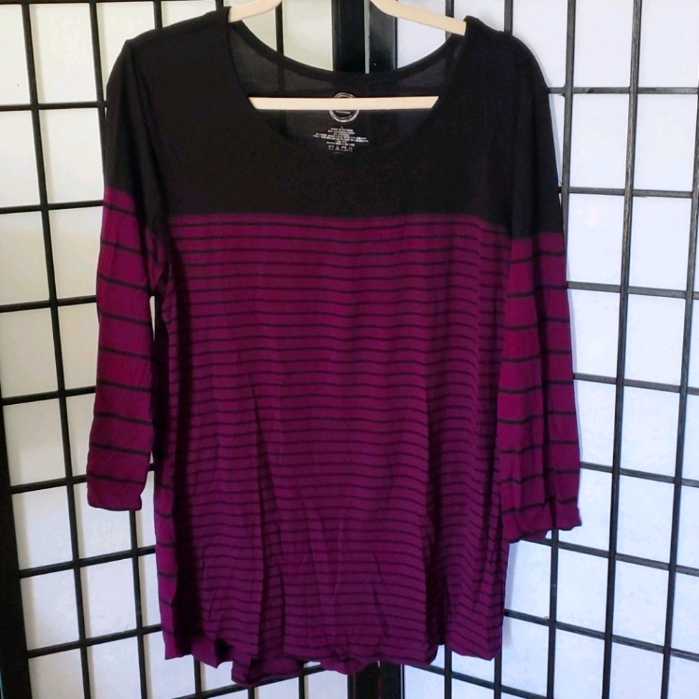 Women's Large Top